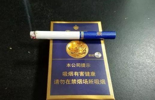 蓝色英文名字盒子的烟,淡淡的香烟有哪些图2
